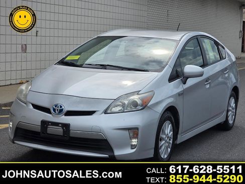 Used 2014 Toyota Prius Prime Plug-In Hybrid FWD image 1
