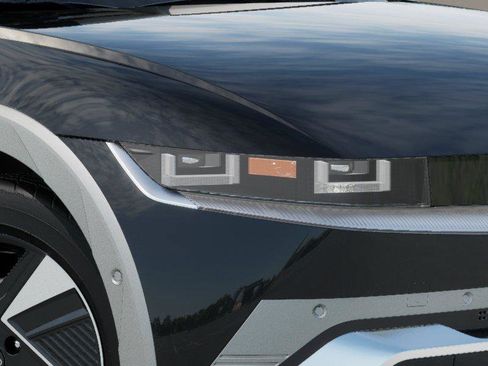 New 2025 Hyundai Ioniq 5 Limited image 9