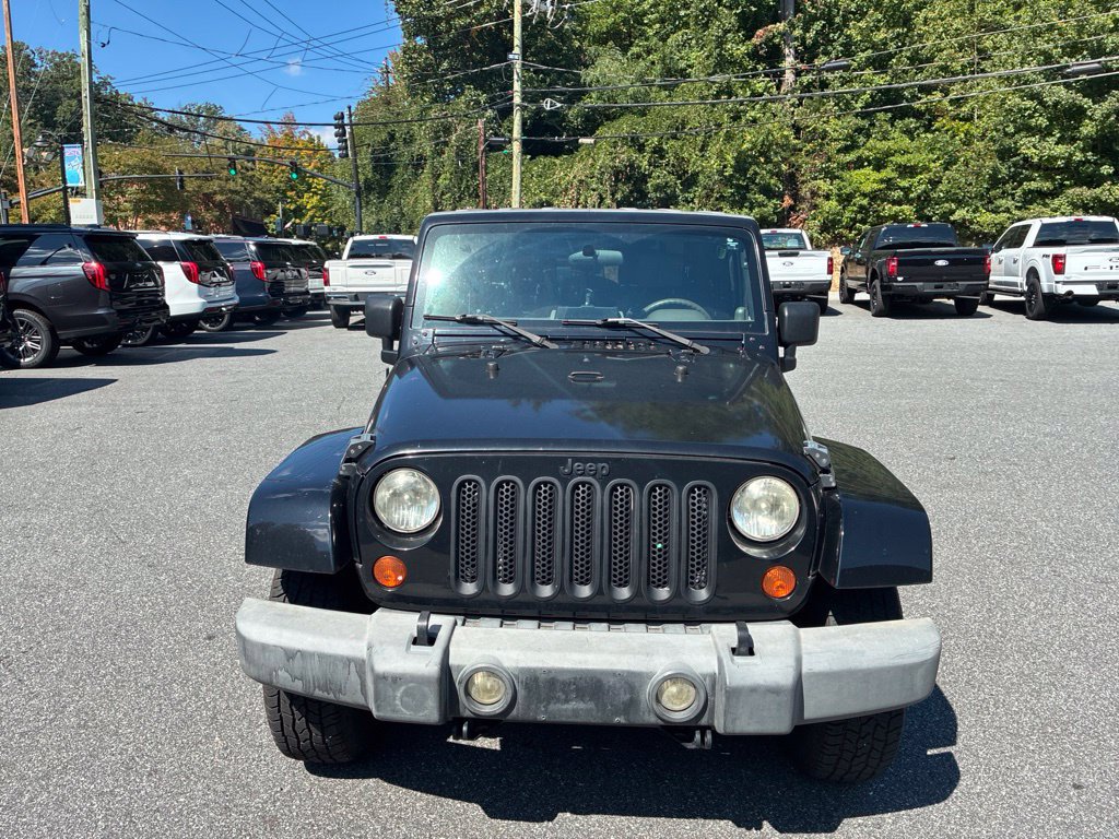 Used 2007 Jeep Wrangler Sahara w/ Dual Top Group AWD/4WD image 3