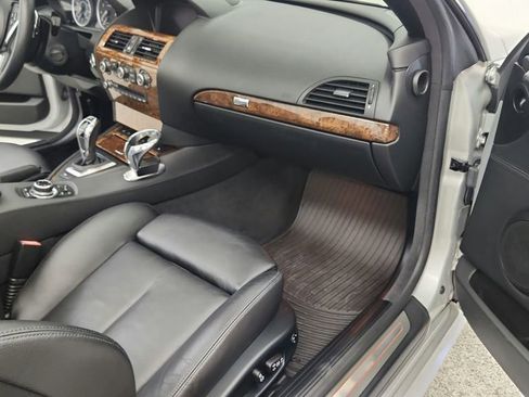 Used 2010 BMW 650i Convertible RWD image 42
