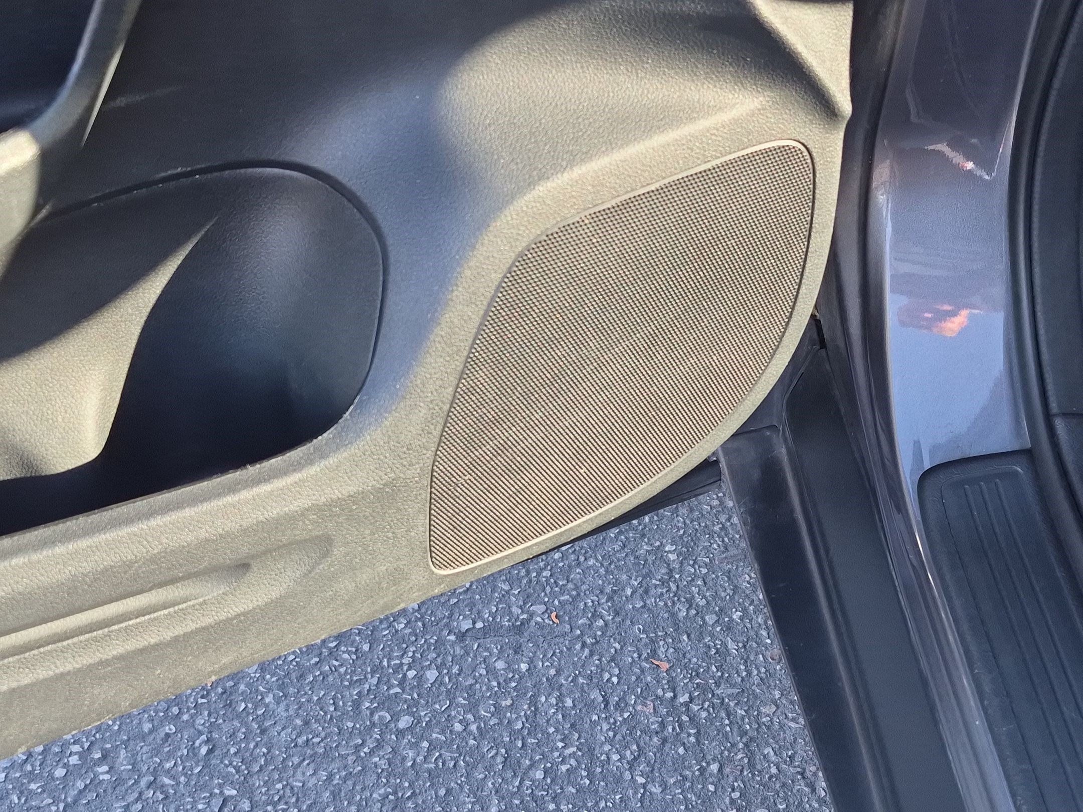 Used 2015 Honda CR-V LX image 15