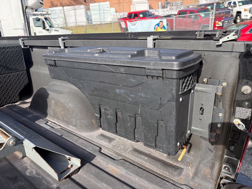 Used 2013 GMC Sierra 3500 SLT AWD/4WD image 25