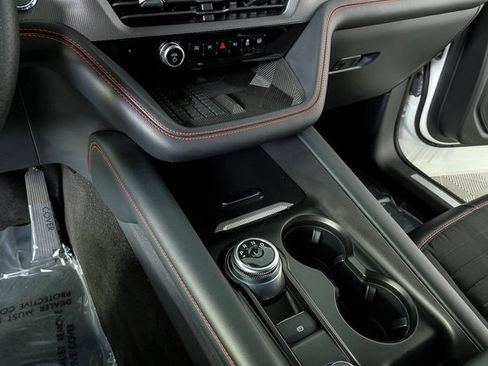 Used 2025 Ford Explorer ST-Line w/ Premium Package image 17