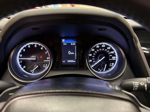 Used 2023 Toyota Camry SE FWD image 32