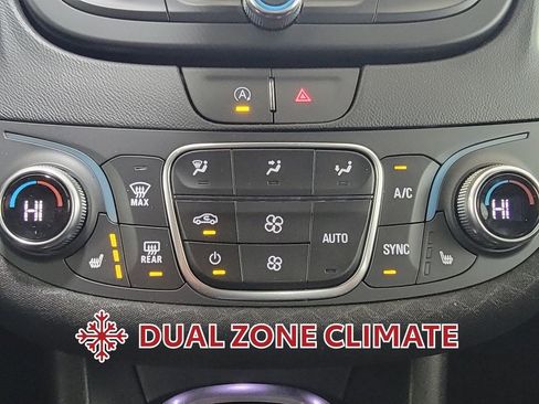 Used 2024 Chevrolet Malibu LT image 23