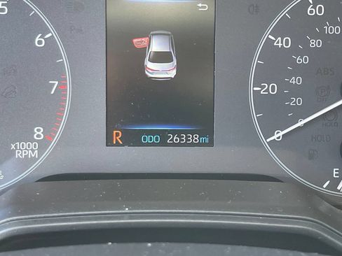 Used 2025 Toyota Corolla LE FWD image 9