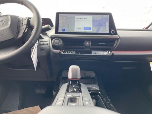 Used 2026 Toyota Prius Plug-In Hybrid image 16