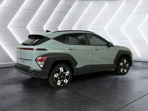 Used 2024 Hyundai Kona SEL AWD/4WD image 4