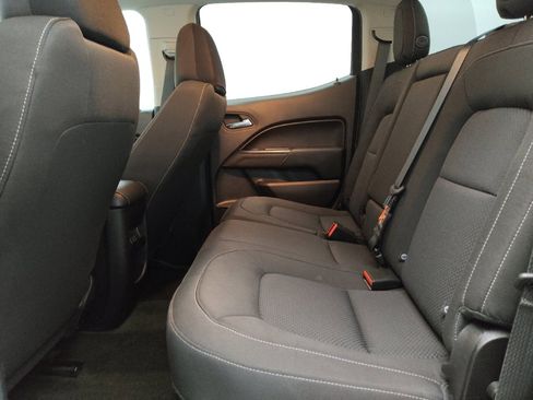 Used 2018 Chevrolet Colorado LT image 18