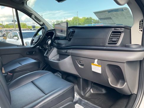 New 2026 Ford Transit 250 Low Roof RWD image 11