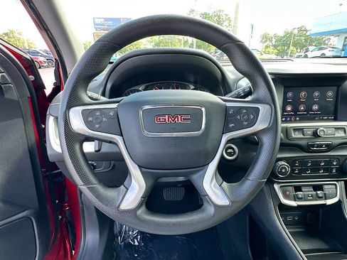 Used 2023 GMC Terrain SLE FWD image 11