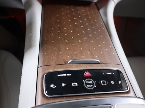 Used 2024 Mercedes-Benz EQE AMG 4MATIC SUV image 81