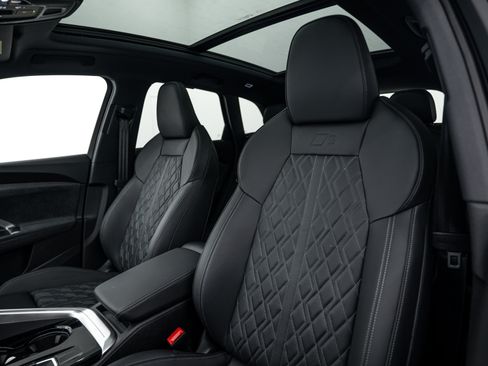 New 2026 Audi SQ5 Prestige AWD/4WD image 16