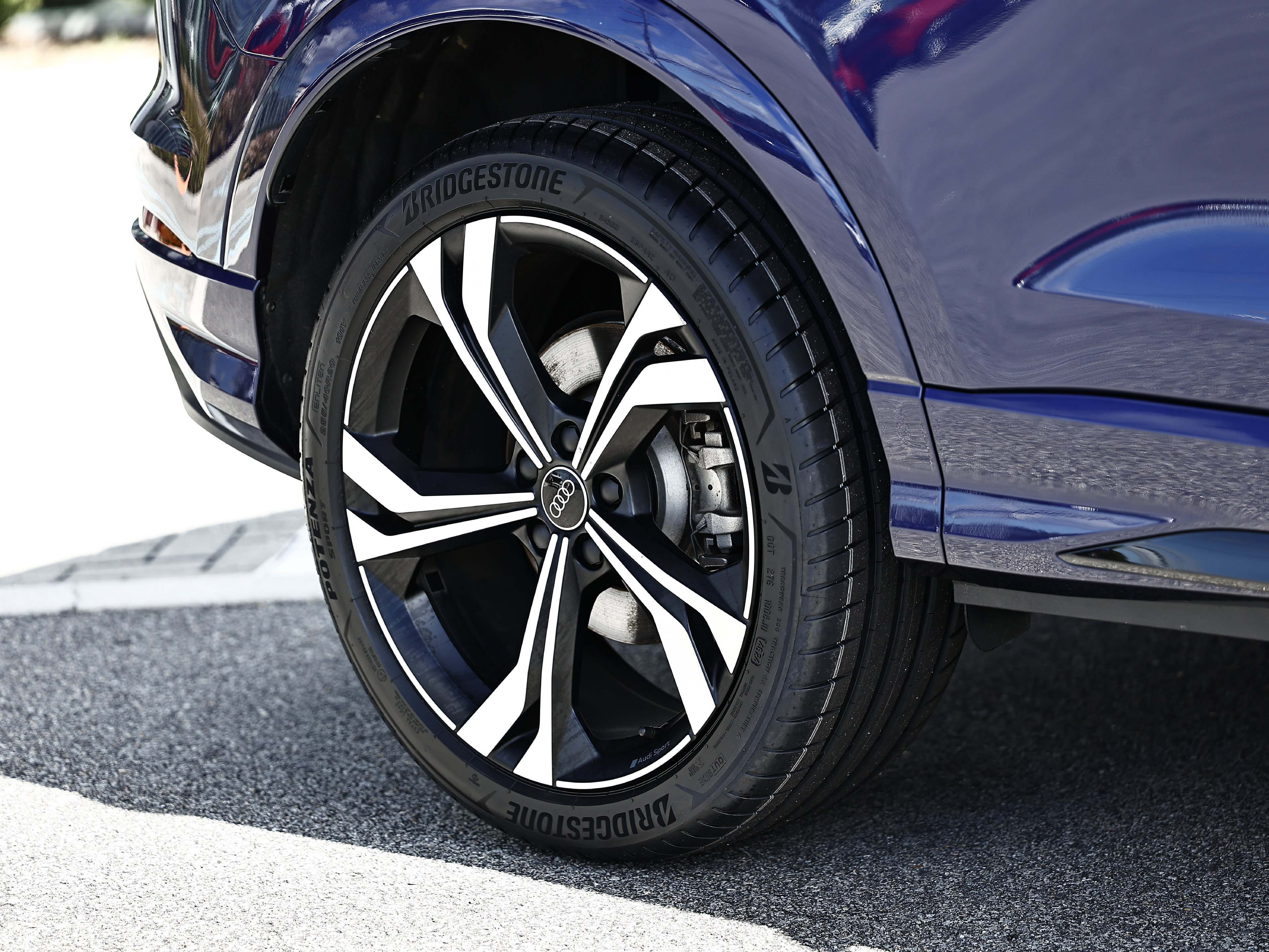 Certified 2024 Audi Q3 2.0T Premium Plus AWD/4WD image 7