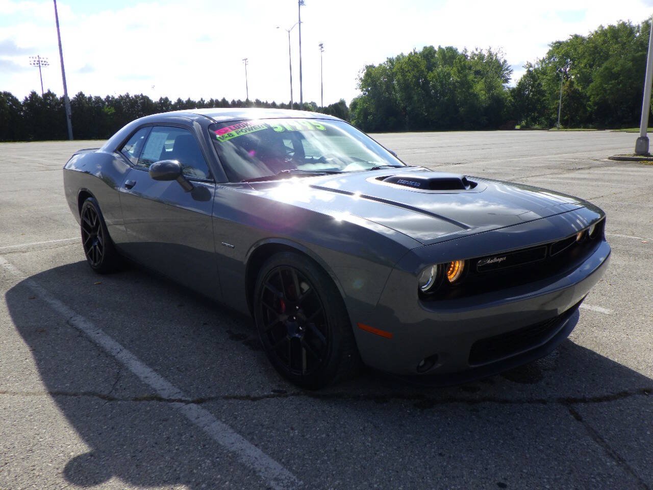 Used 2018 Dodge Challenger R/T Plus RWD image 3