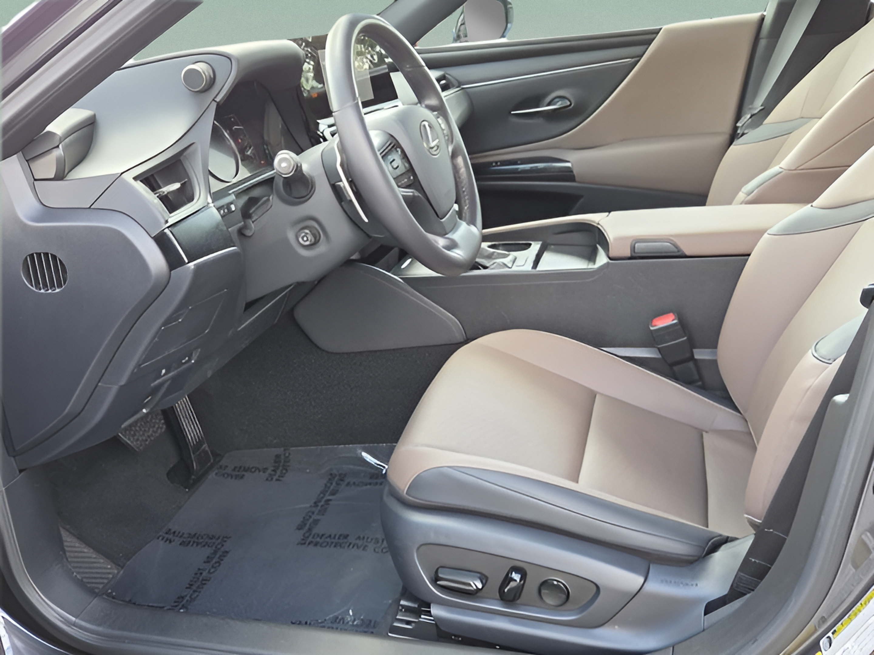 Used 2025 Lexus ES 350 w/ Premium Package FWD image 10