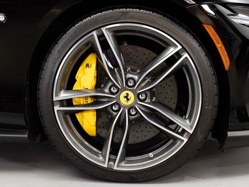 Certified 2022 Ferrari Roma RWD image 15
