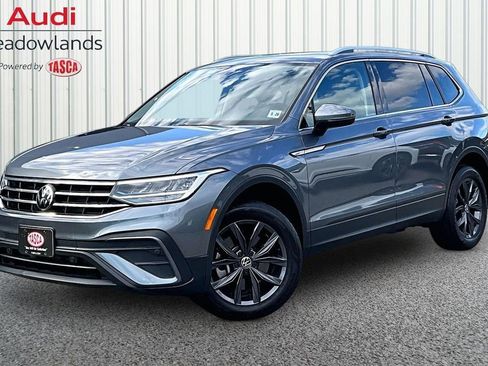 Used 2023 Volkswagen Tiguan SE w/ Panoramic Sunroof Package AWD/4WD image 1