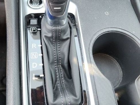 Used 2022 Nissan Altima 2.5 S FWD image 22