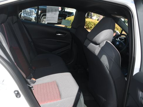 Certified 2026 Toyota Corolla SE w/ SE Package FWD image 17