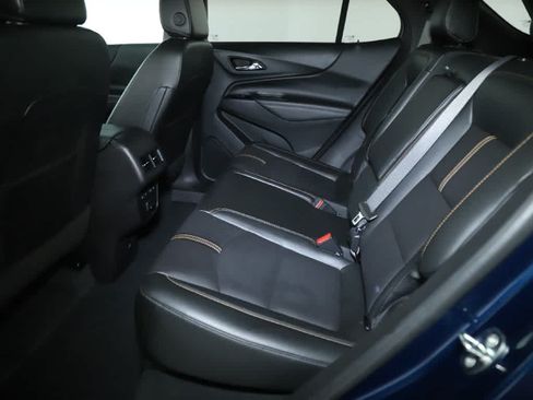 Used 2022 Chevrolet Equinox Premier AWD/4WD image 14