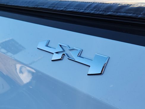 Used 2023 GMC Sierra 1500 Elevation image 32