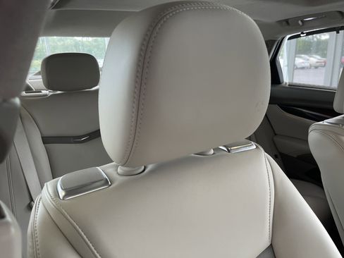 Used 2013 Cadillac XTS Platinum image 41