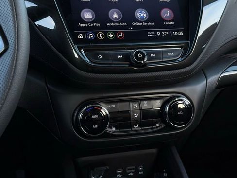 Used 2022 Chevrolet TrailBlazer LT w/ Convenience Package image 19