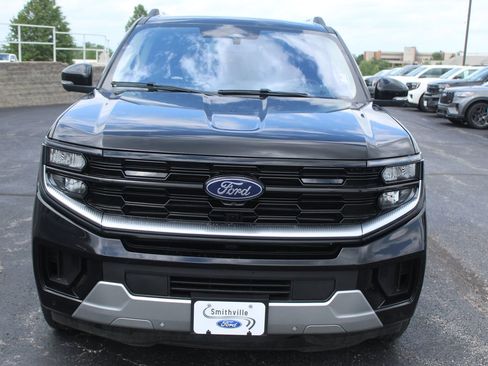 Used 2025 Ford Expedition Max Platinum AWD/4WD image 10