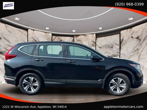 Used 2017 Honda CR-V LX image 9