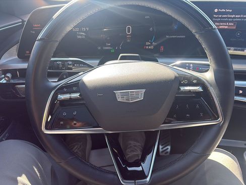 Used 2024 Cadillac Lyriq Luxury RWD image 13