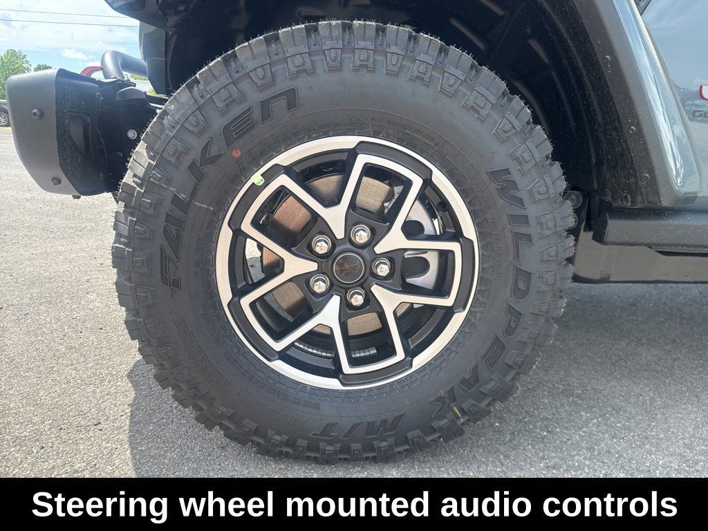 New 2026 Jeep Gladiator Rubicon AWD/4WD image 13
