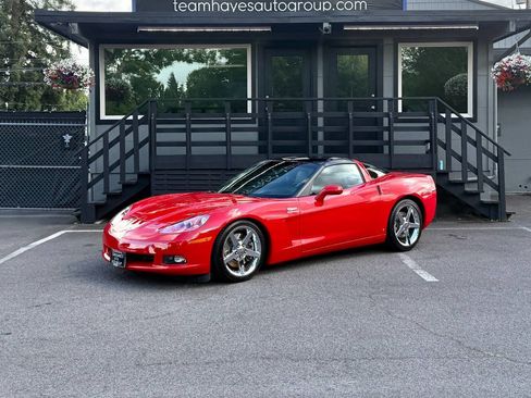 Used 2008 Chevrolet Corvette Coupe w/ Preferred Equipment Group RWD image 2