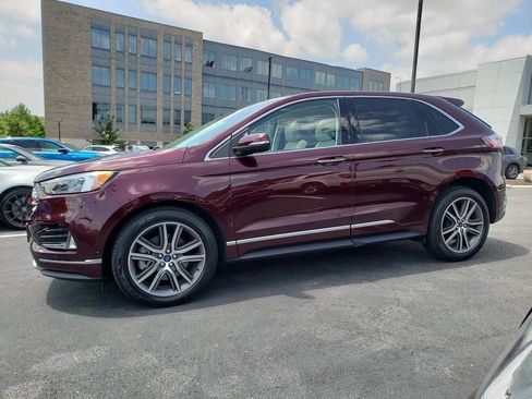 Used 2019 Ford Edge Titanium w/ Equipment Group 301A AWD/4WD image 5