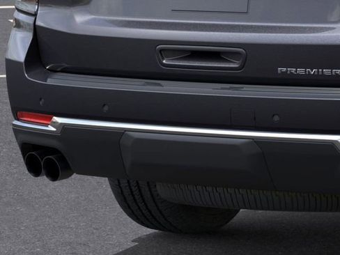 New 2026 Chevrolet Suburban Premier image 14