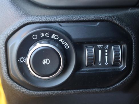 Used 2020 Jeep Wrangler Unlimited Sport S AWD/4WD image 51