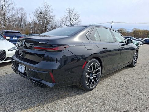 New 2026 BMW 760i xDrive w/ Executive Package AWD/4WD image 4