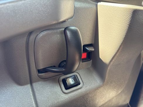 Used 2021 GMC Savana 3500 Extended w/ Power Convenience Package image 28