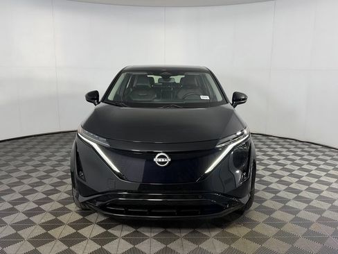Used 2023 Nissan Ariya FWD image 5