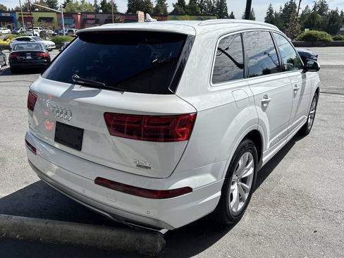 Used 2017 Audi Q7 3.0T Premium AWD/4WD image 9