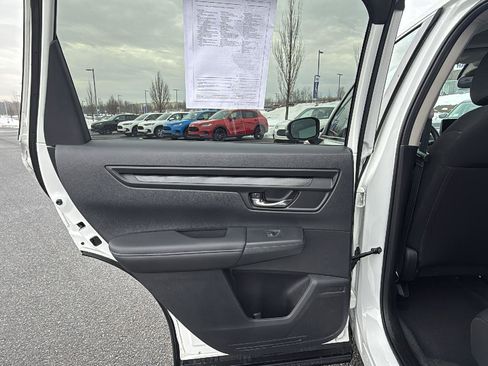 Certified 2025 Honda CR-V EX image 22