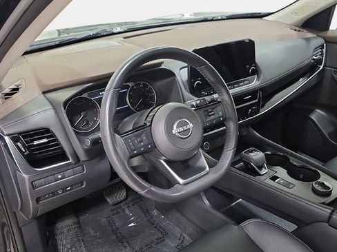 Used 2023 Nissan Rogue SL w/ SL Premium Package image 16