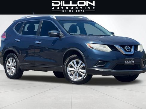 Used 2015 Nissan Rogue SV AWD/4WD image 2