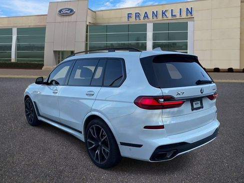 Used 2022 BMW X7 xDrive40i w/ M Sport Package AWD/4WD image 5