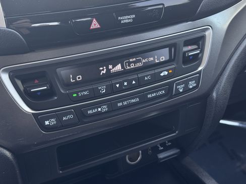 Used 2018 Honda Pilot EX image 27
