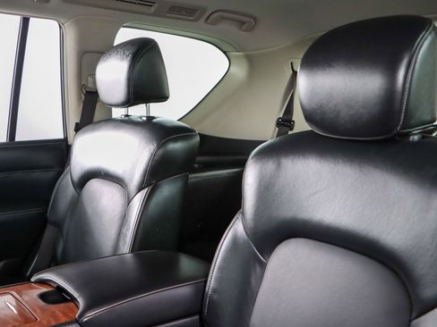 Used 2019 INFINITI QX80 Luxe w/ All-Season Package image 26