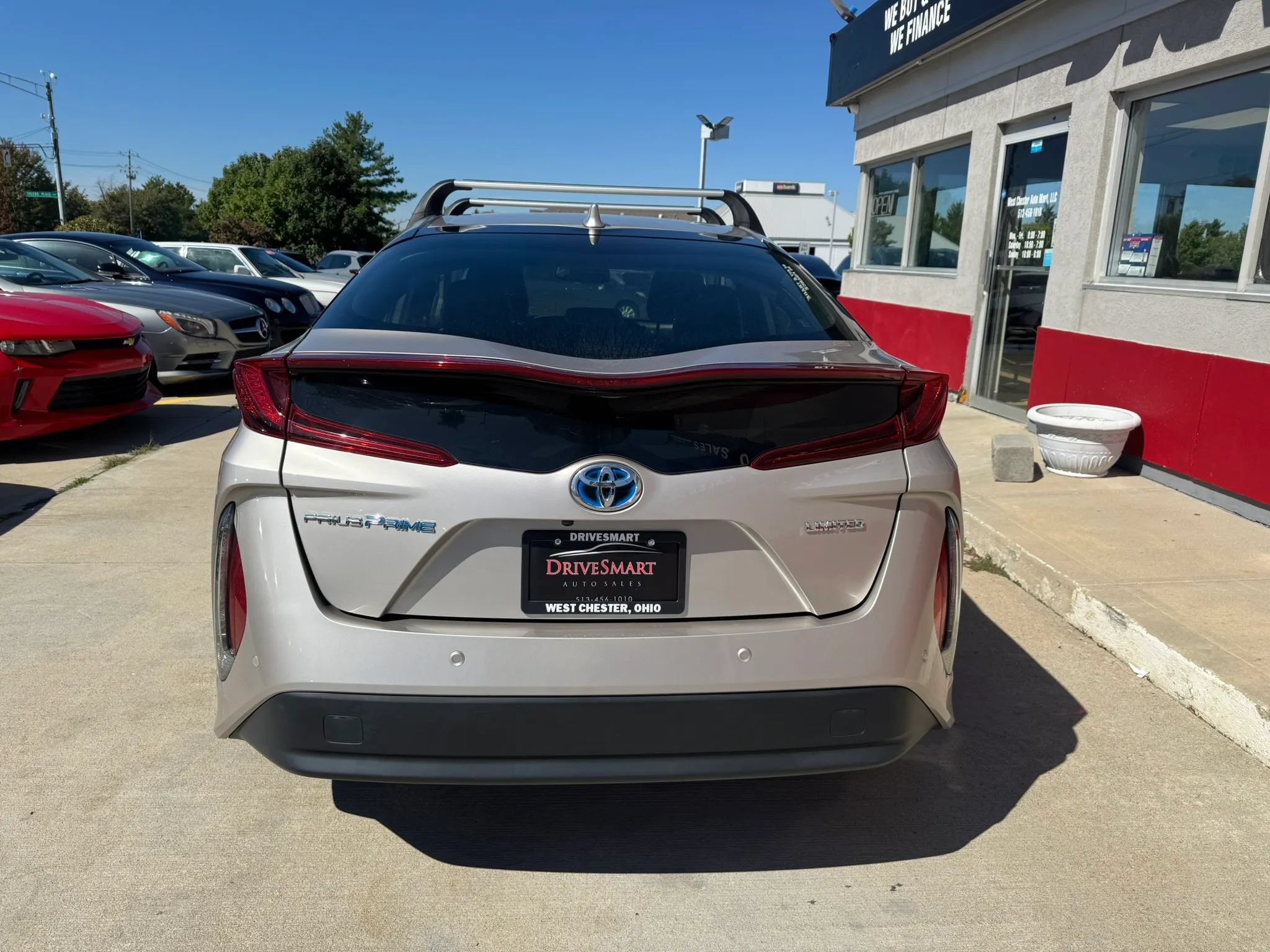 Used 2020 Toyota Prius Prime Limited FWD image 5