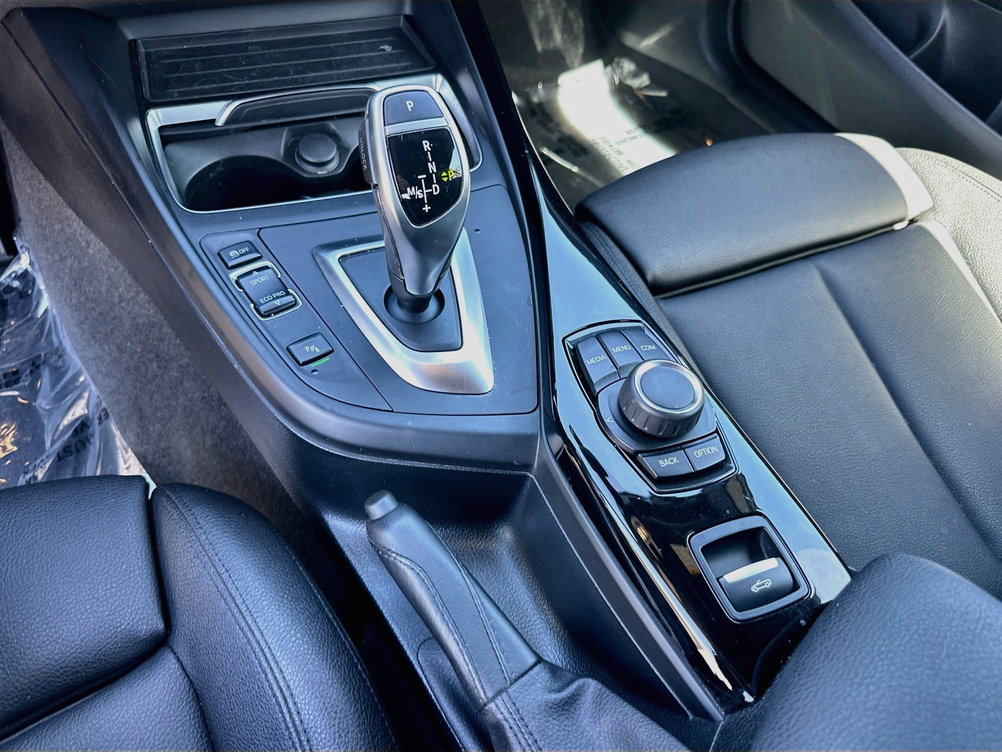 Used 2020 BMW 230i Convertible w/ Convenience Package RWD image 13