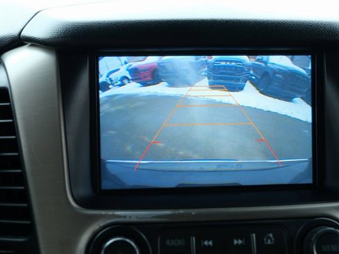 Used 2016 GMC Yukon Denali w/ Open Road Package image 22