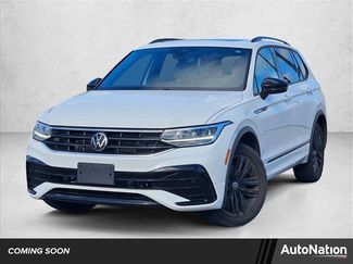 Used 2022 Volkswagen Tiguan SE R-Line video 1